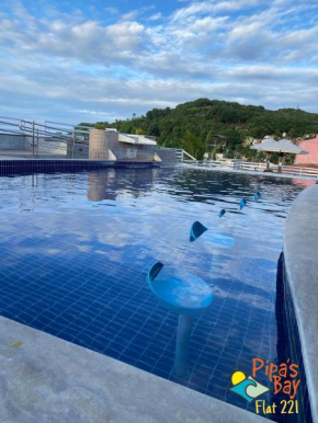 Flat Pipa's Bay 221